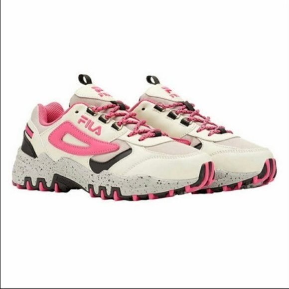 NEW FILA | Reminder Trail Sneakers - Picture 2 of 6